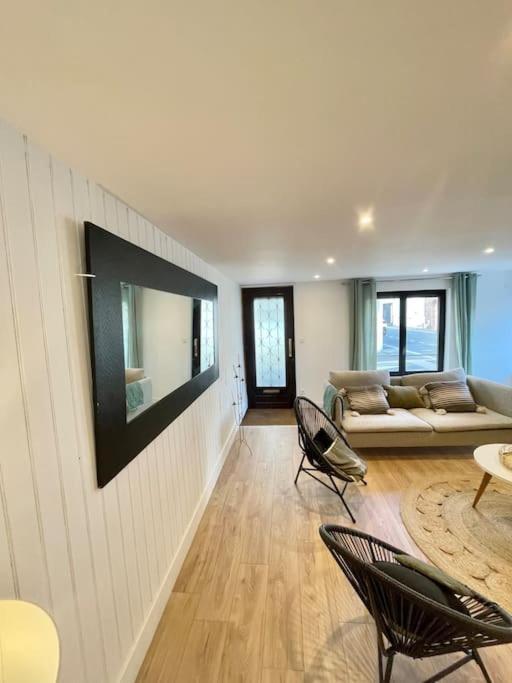 Maison A Petit Philippe .1mn De La Hébergement de vacances *